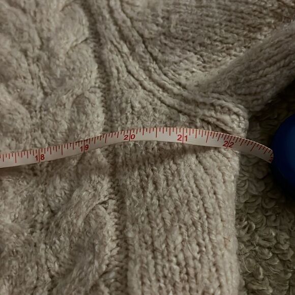 Ll bean sweater size L - Picture 5 of 6